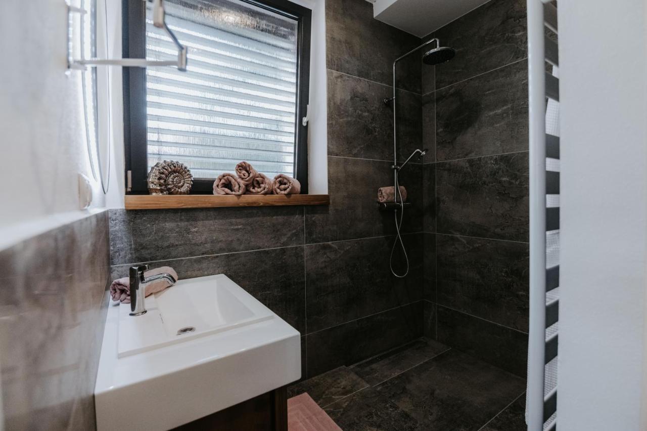 Apartmany Evia Clinic Levice Extérieur photo