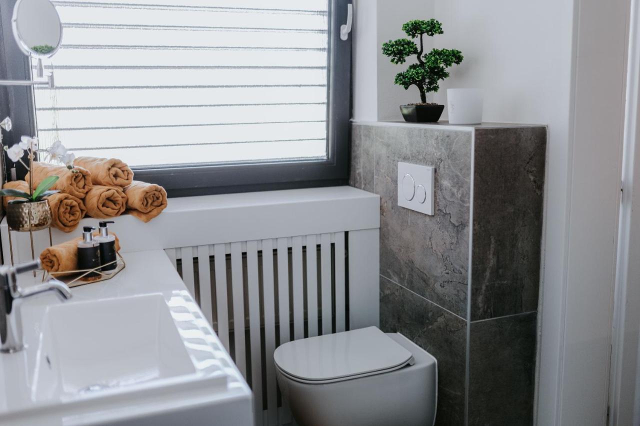 Apartmany Evia Clinic Levice Extérieur photo