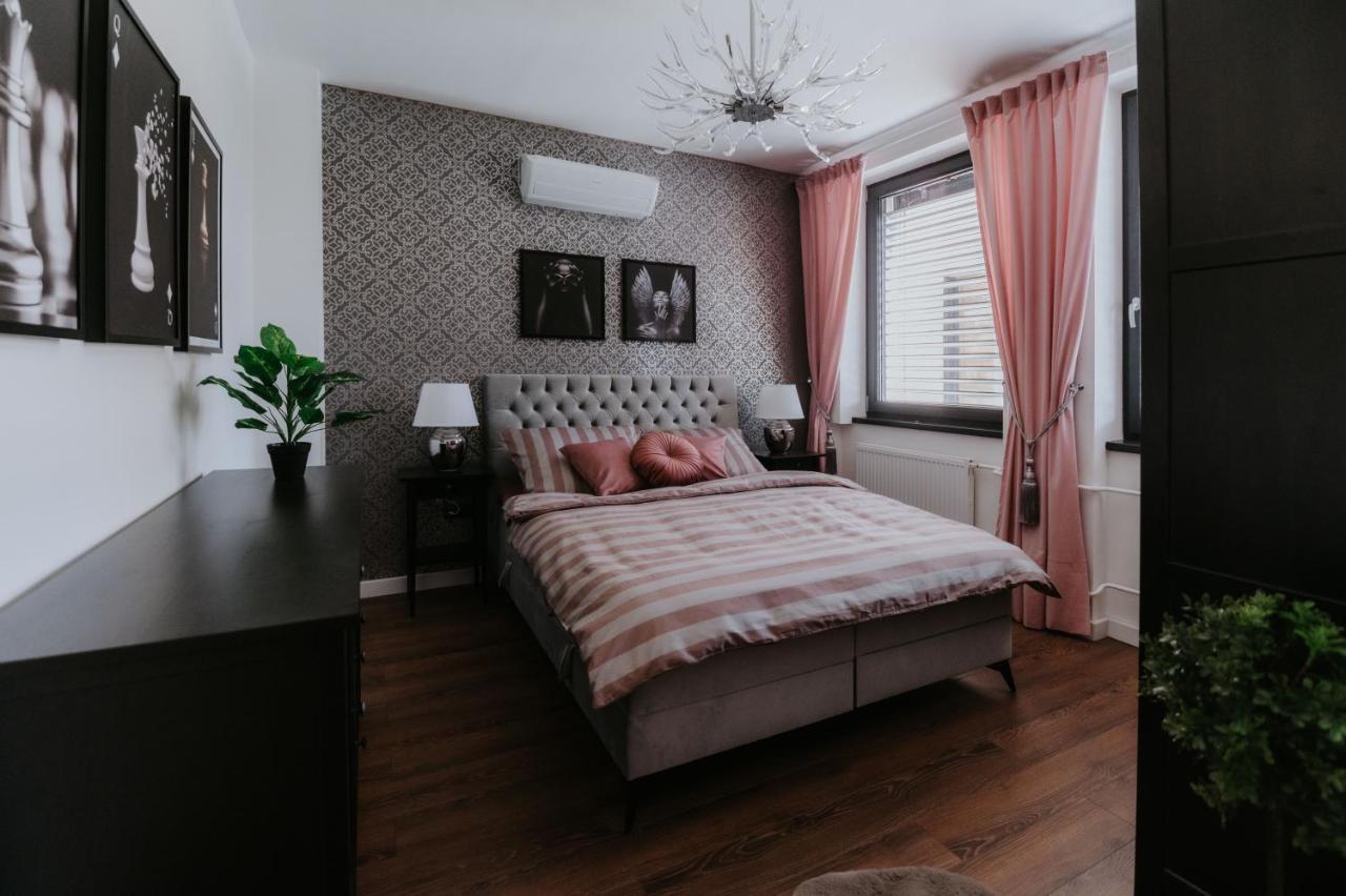 Apartmany Evia Clinic Levice Extérieur photo